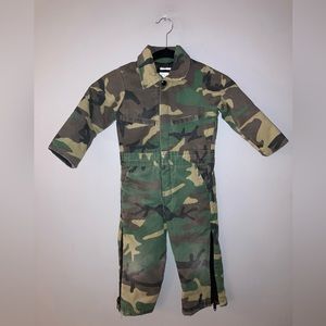 Like Brand New!!! Key Imperial Insulated One Piece Camo Outfit.